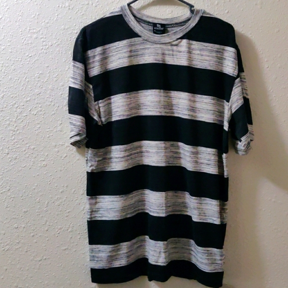 revolution extra large shirt - Picture 1 of 3